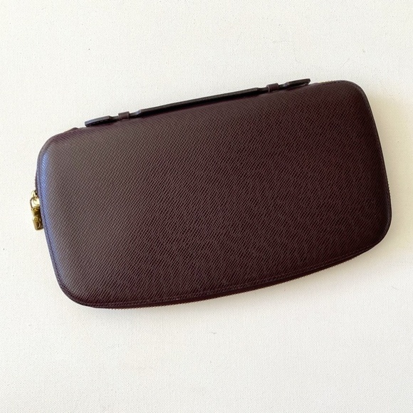 Louis Vuitton Taiga Atoll Brown Travel Organizer - Picture 5 of 12